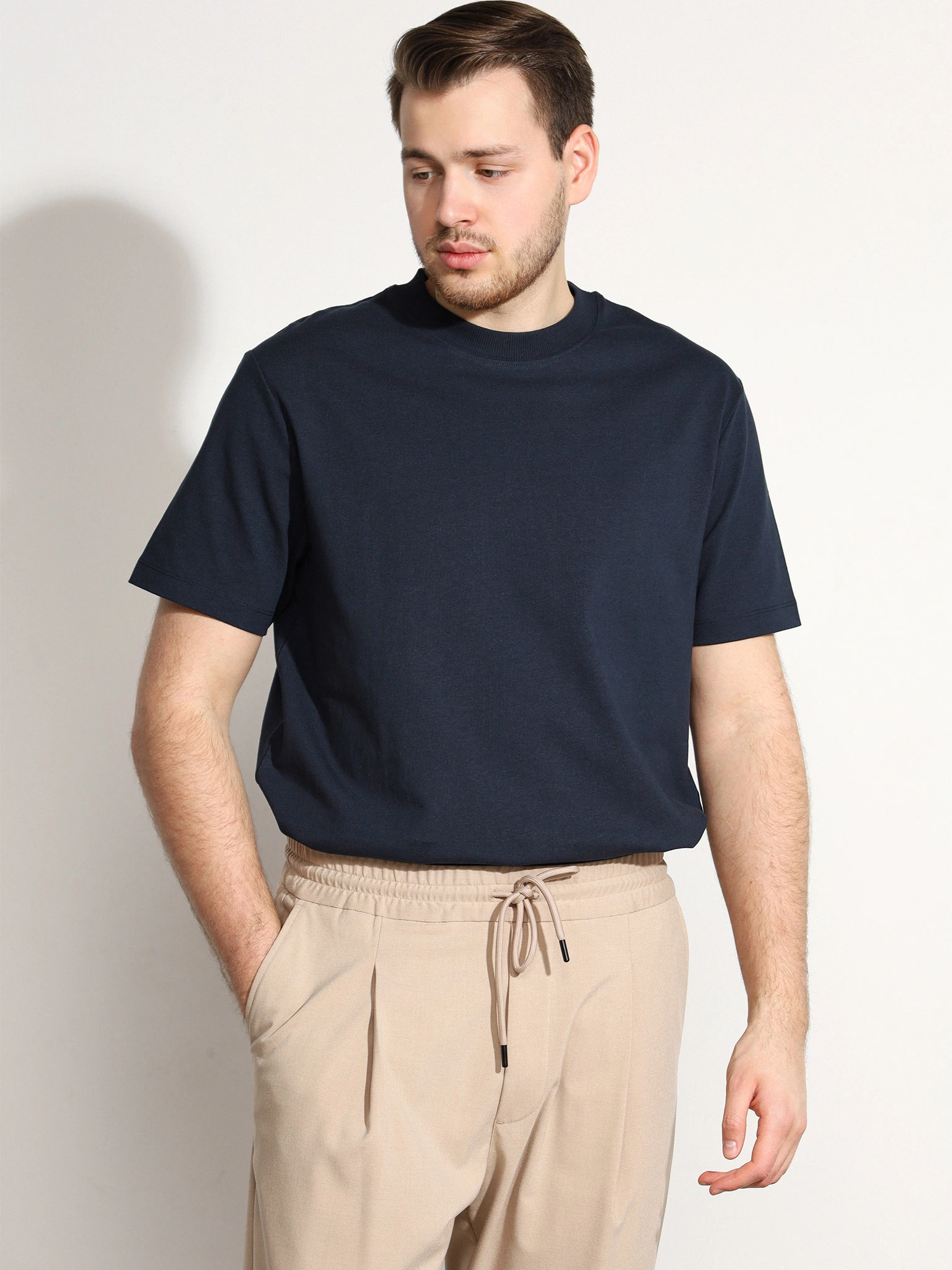 Футболка темно-синего цвета из хлопка